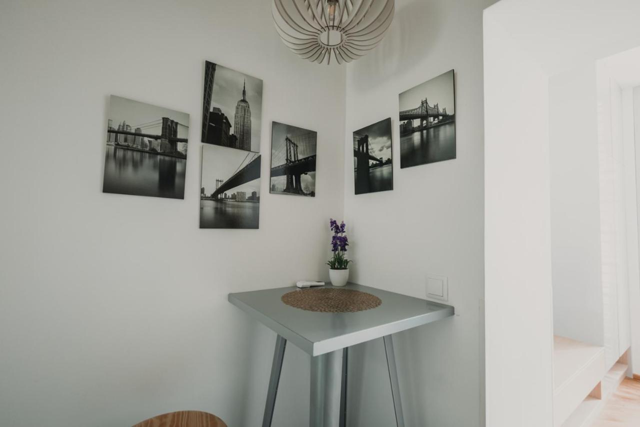 Zeus Design Apartments Wasserwelt Vienna Exterior photo