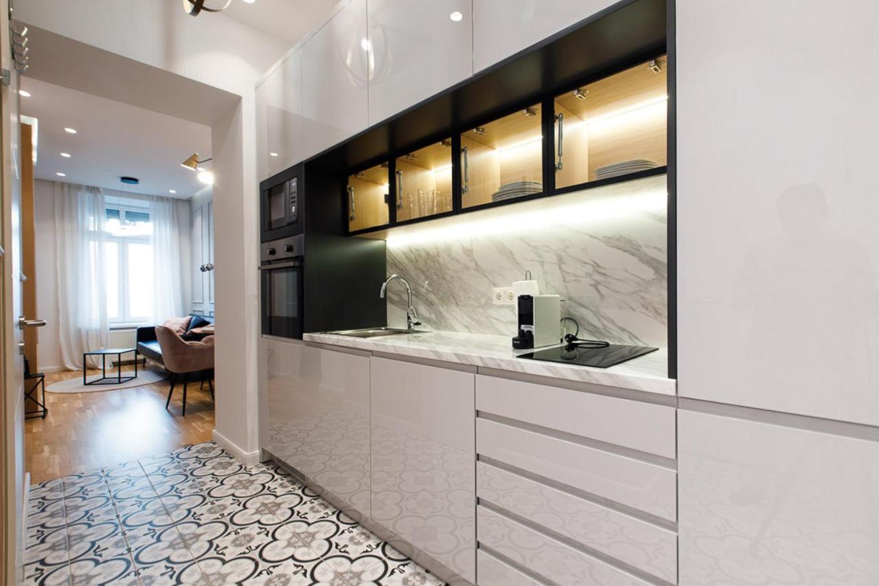 Zeus Design Apartments Wasserwelt Vienna Exterior photo